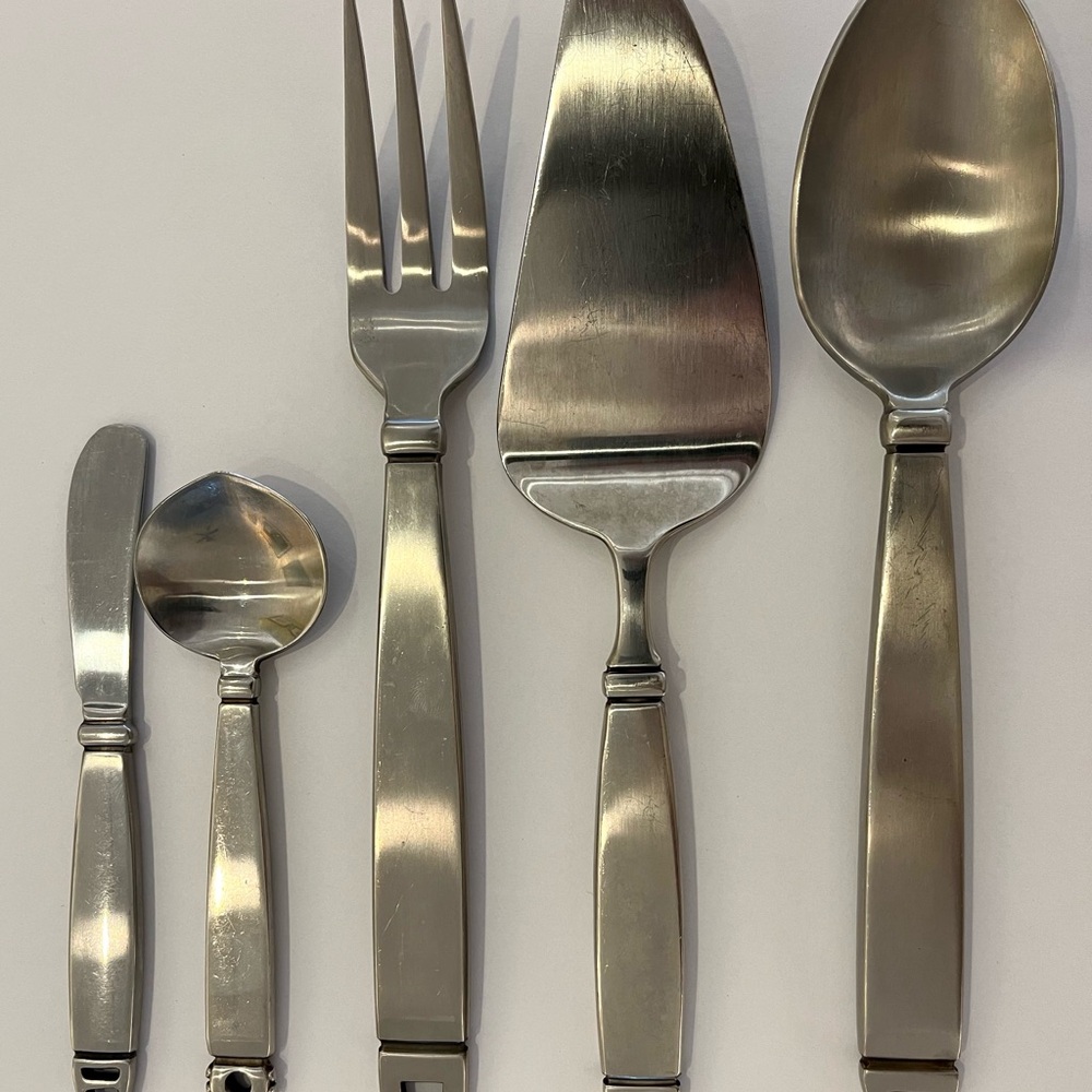 Lisa Jenks Notch Flatware - Picture 5 of 5